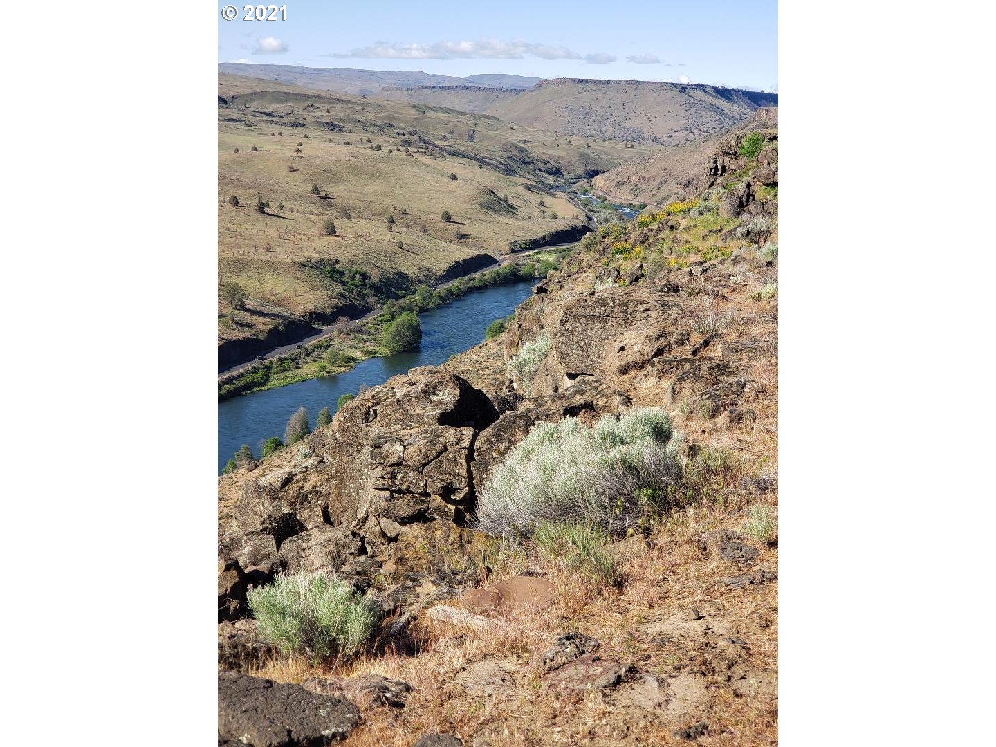 1423 Fish Camp Road Maupin, OR 97037 - Photo 17 of 19 Gallery Image 17