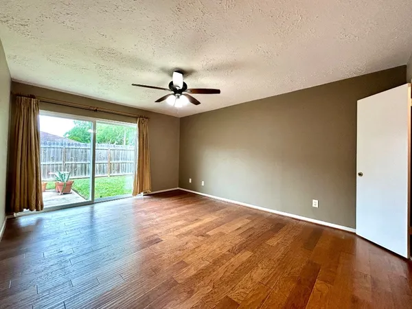 $2,200 | 2551 Coopers Post Lane, Sugar Land, TX 77478