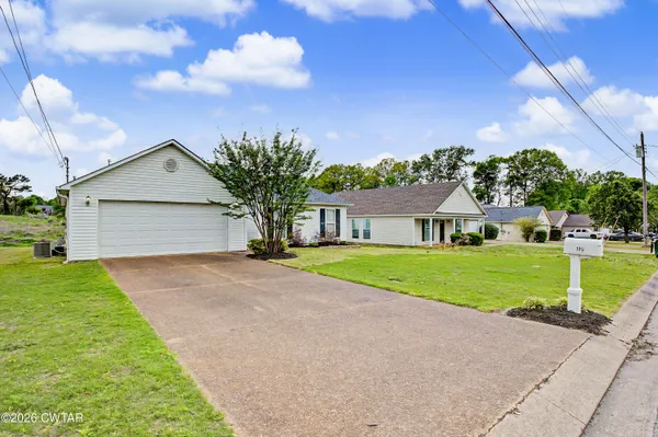 $215,000 | 119 Bent Oaks Drive, Jackson, TN 38305