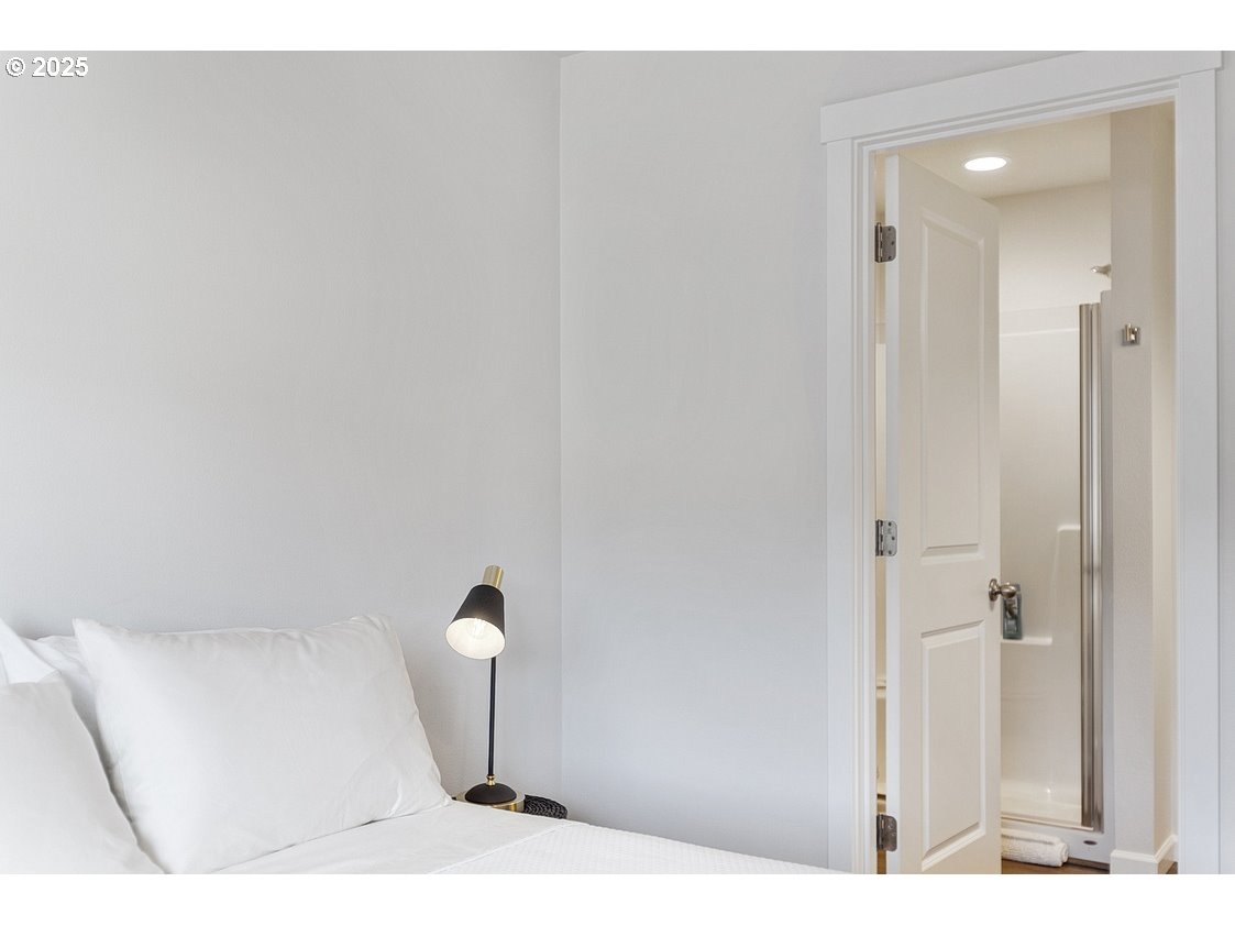 4520 Southeast Fleming Street Newport, OR 97366 - Photo 17 of 38