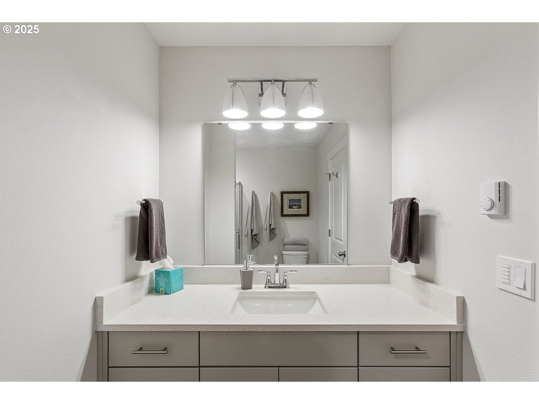 4520 Southeast Fleming Street Newport, OR 97366 - Photo 29 of 38