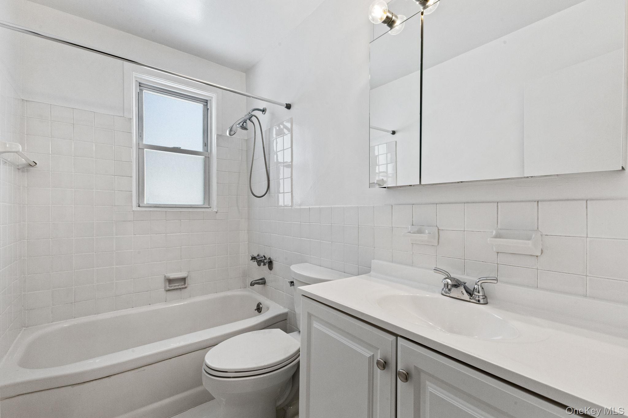 9 Avon Circle, Unit C Rye Brook, NY 10573 - Photo 13 of 15