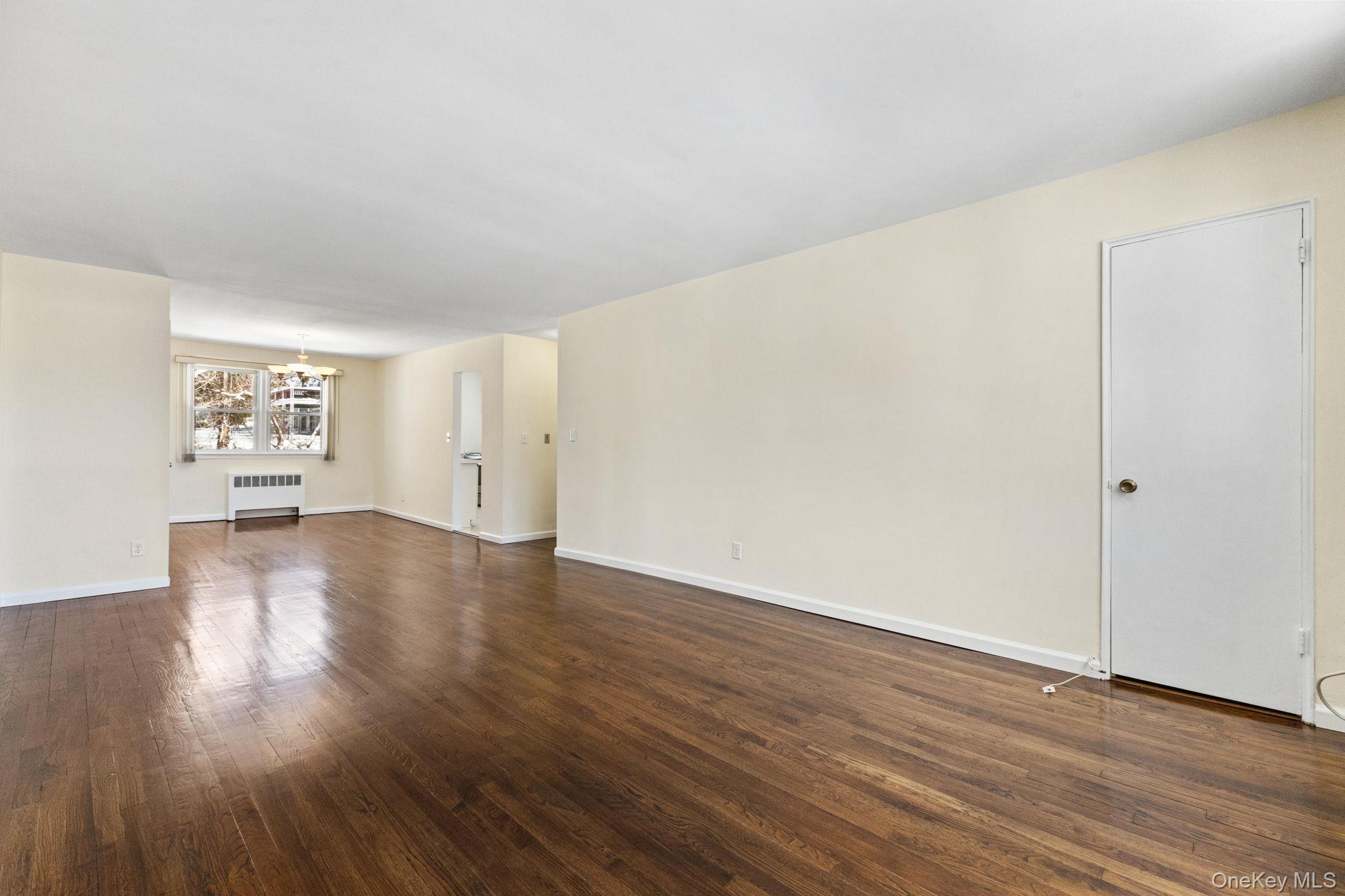 9 Avon Circle, Unit C Rye Brook, NY 10573 - Photo 3 of 15
