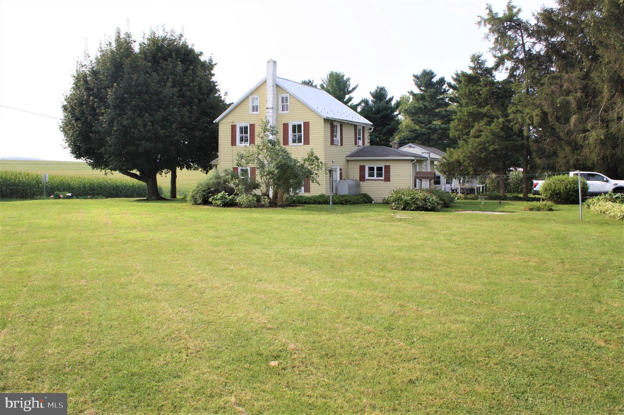 370 Royer Road Lititz, PA 17543 - Photo 4 of 6