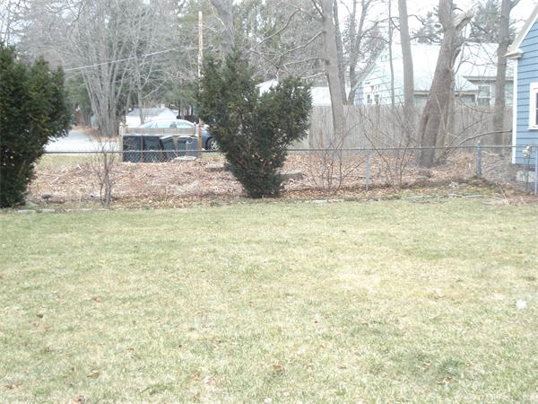 3 Florence Road Methuen, MA 01844 - Photo 18 of 19 Gallery Image 18