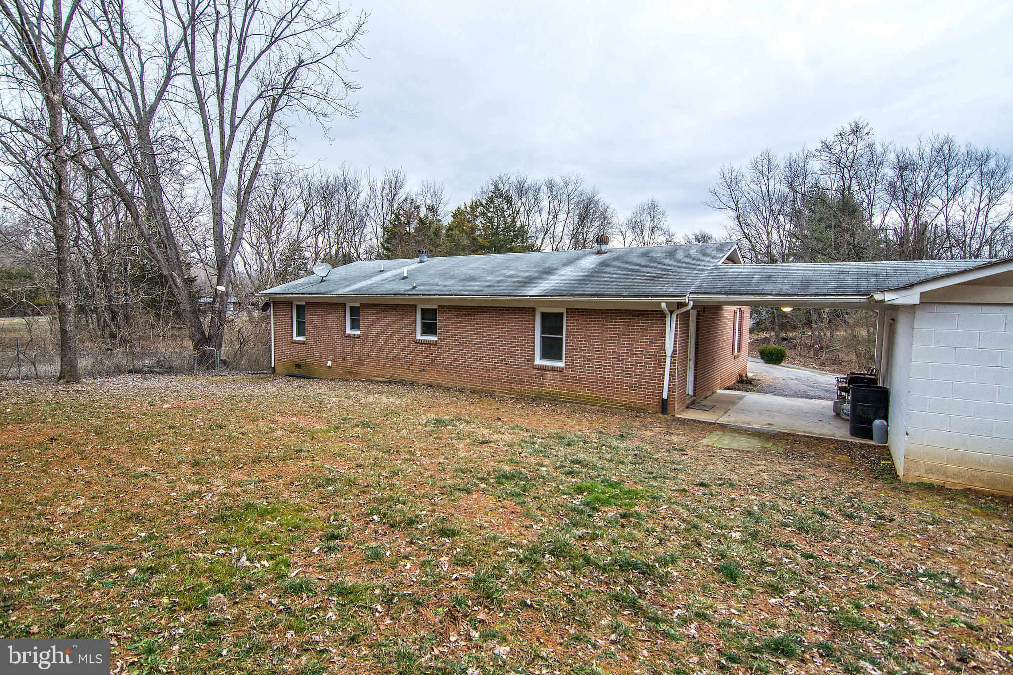 38 Easy Hollow Road Front Royal, VA 22630 - Photo 10 of 37 Gallery Image 10
