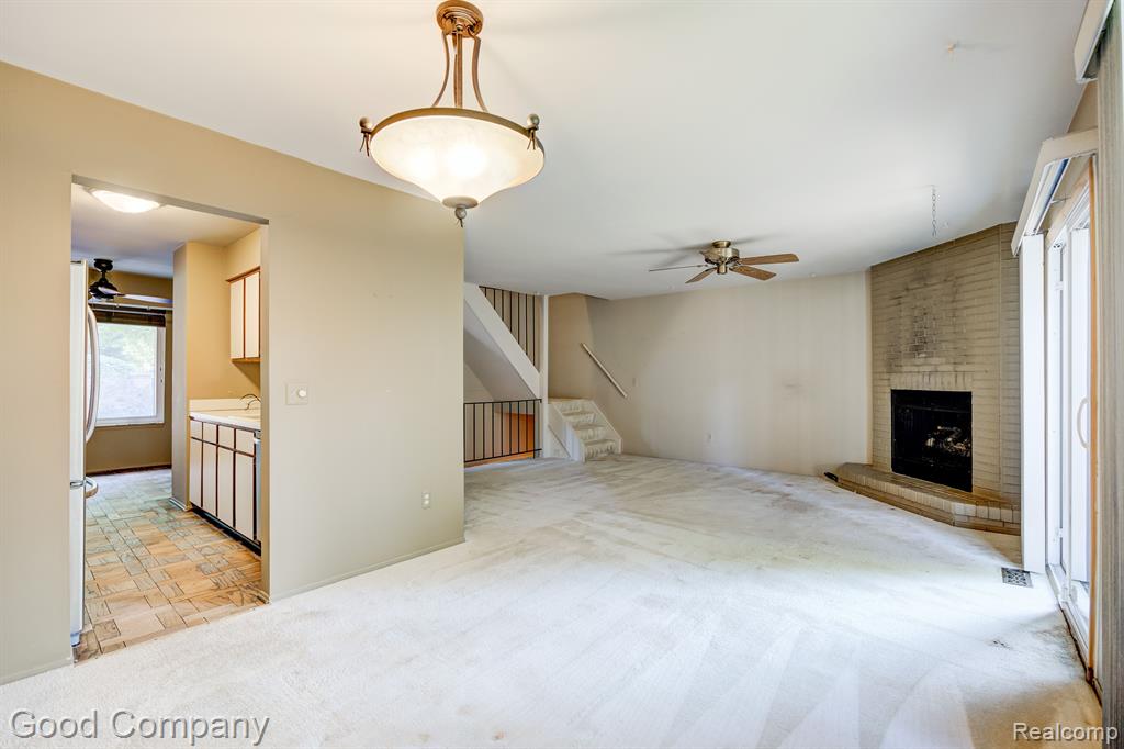 1010 Willow Grove Court Rochester Hills, MI 48307 - Photo 8 of 36