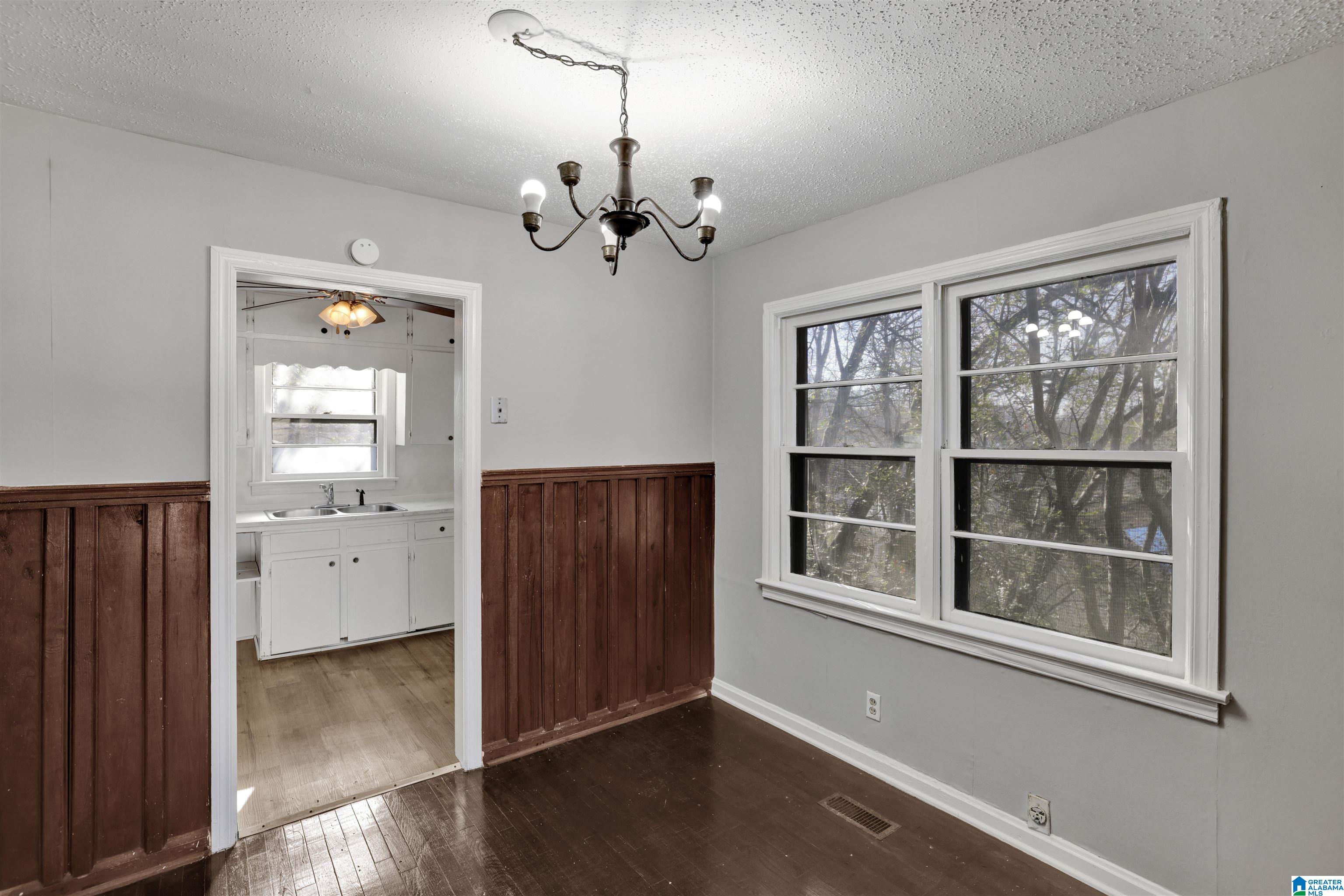1389 Prosch Avenue Birmingham, AL 35217 - Photo 7 of 14