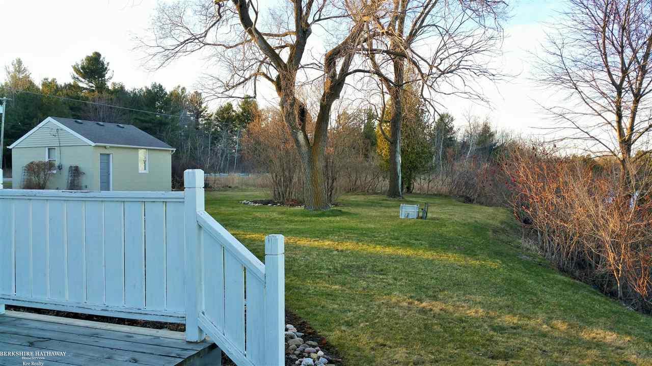 2245 Lakeshore Road Applegate, MI 48401 - Photo 39 of 40