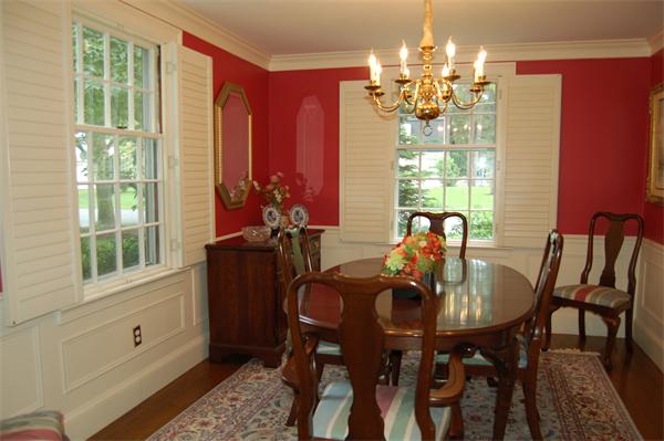 43 Northgate Road Wellesley, MA 02481 - Photo 4 of 13