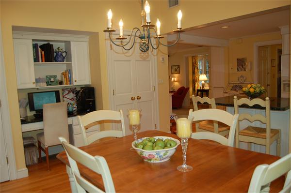 43 Northgate Road Wellesley, MA 02481 - Photo 7 of 13