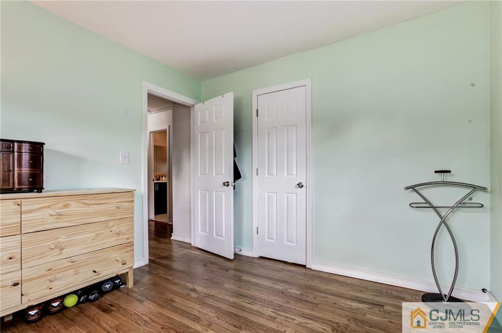 166 Rutherford Avenue Woodbridge, NJ 07095 - Photo 11 of 19 Gallery Image 11