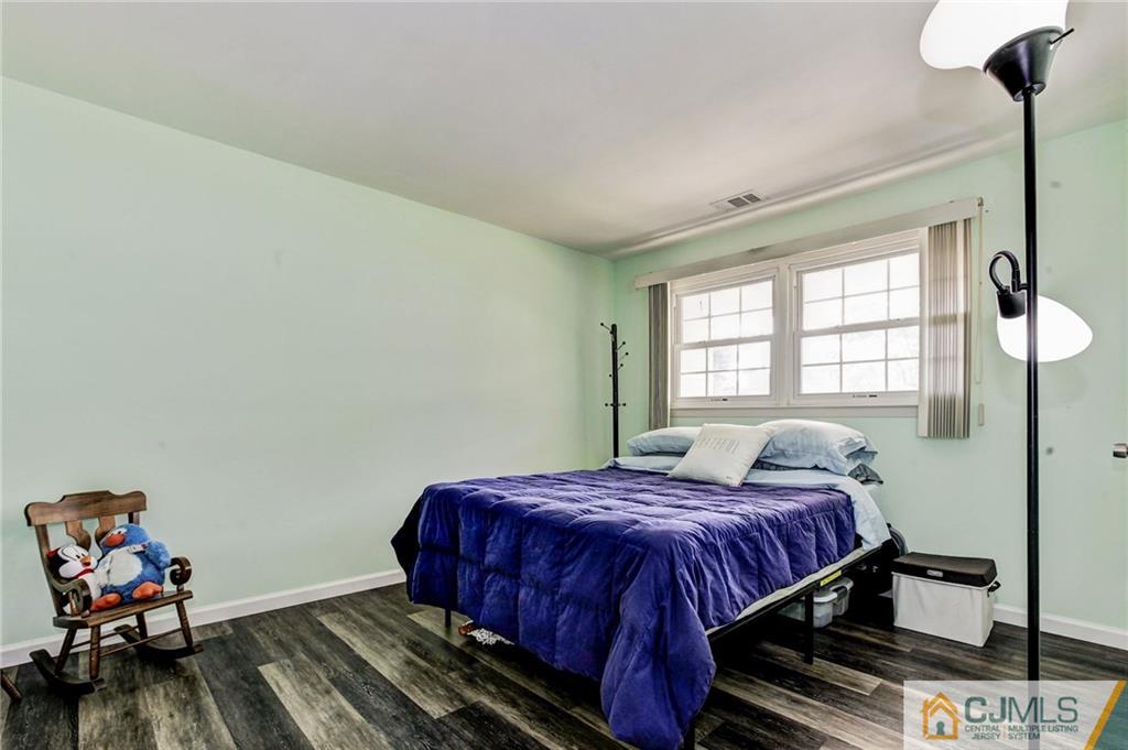 166 Rutherford Avenue Woodbridge, NJ 07095 - Photo 14 of 19 Gallery Image 14