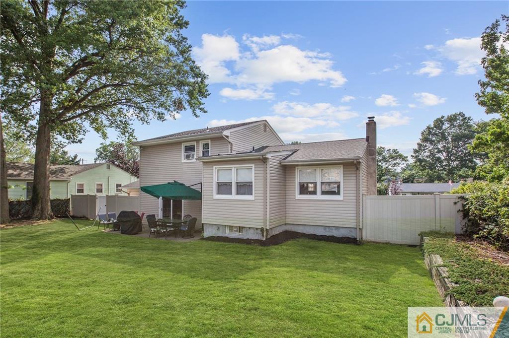 166 Rutherford Avenue Woodbridge, NJ 07095 - Photo 18 of 19 Gallery Image 18