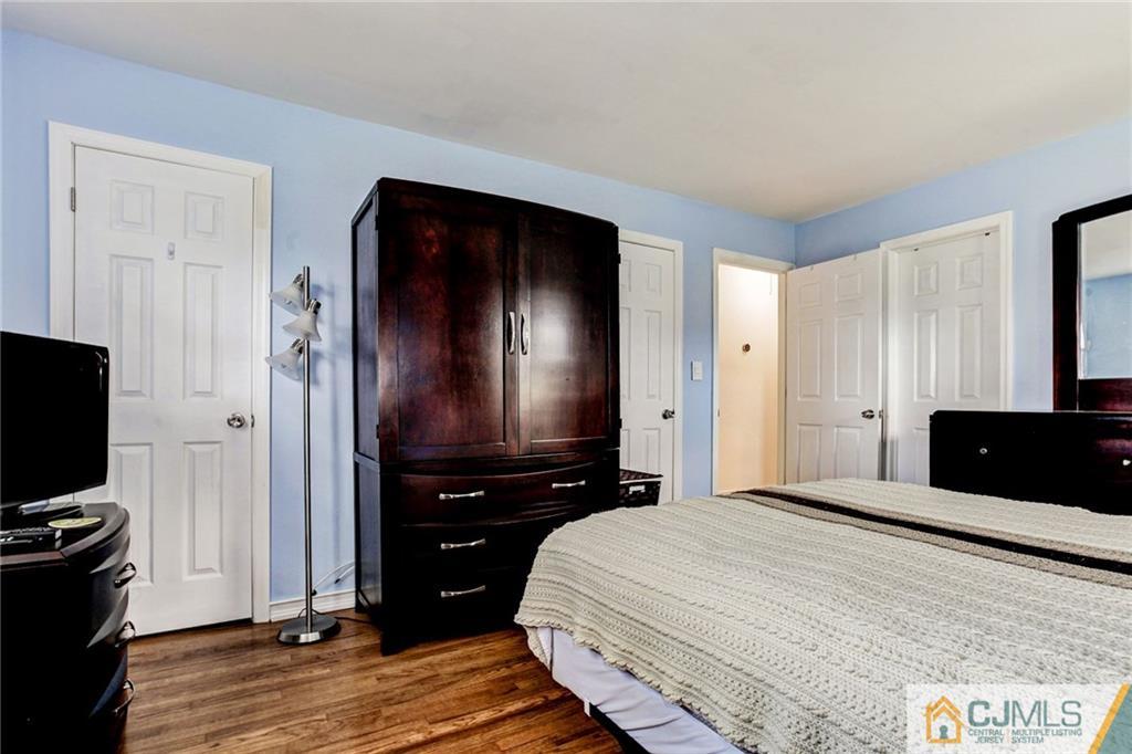 166 Rutherford Avenue Woodbridge, NJ 07095 - Photo 9 of 19 Gallery Image 9
