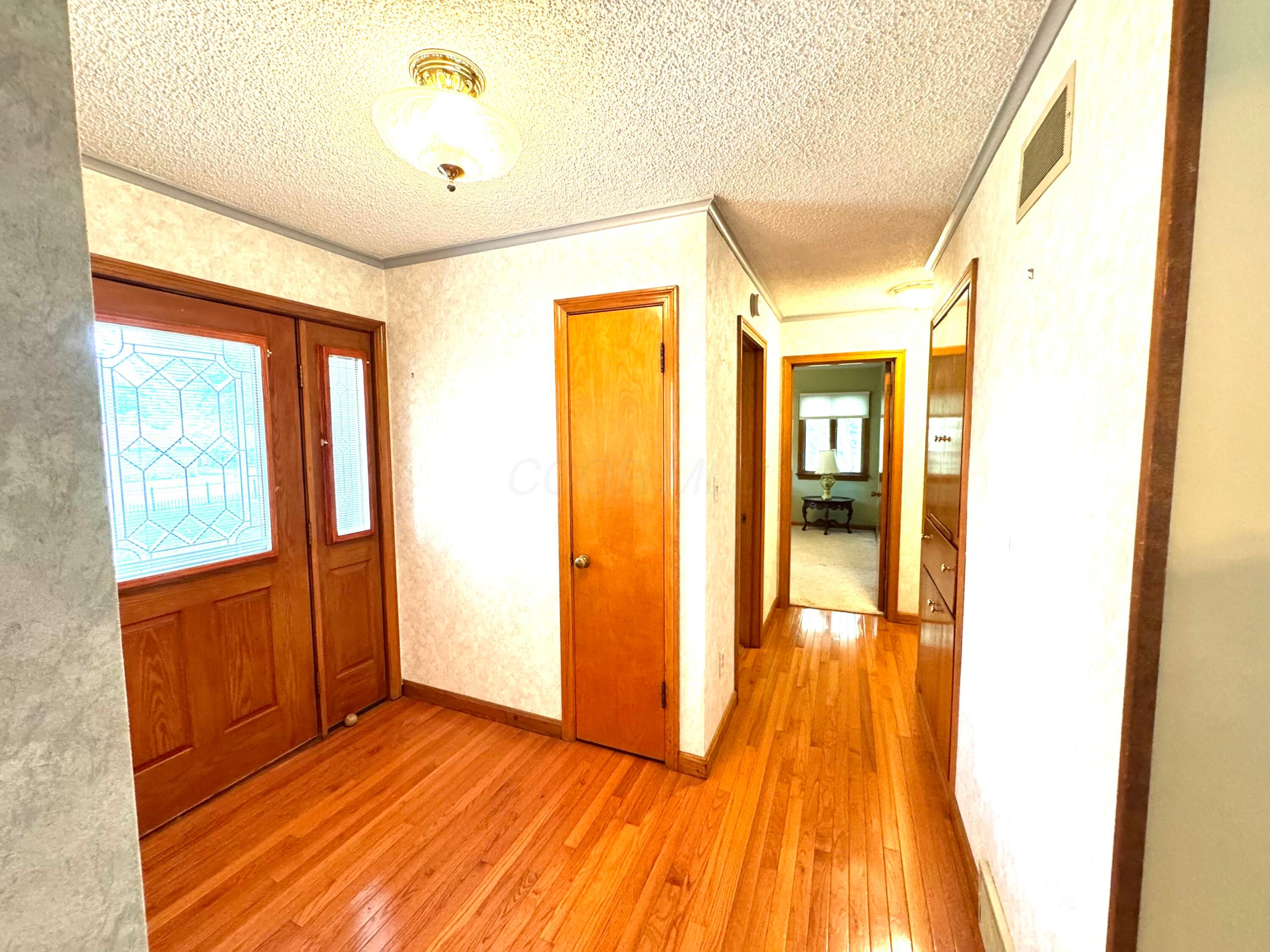 1744 Graham Road Reynoldsburg, OH 43068 - Photo 15 of 37 IMG_0687