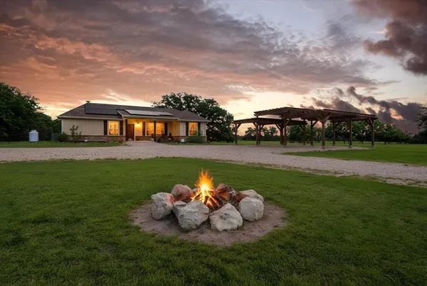 $674,900 | 381 Southwest Co Road 3050, Purdon, TX 76679