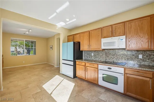 $415,000 | 5661 Fiore Drive, Pahrump, NV 89061