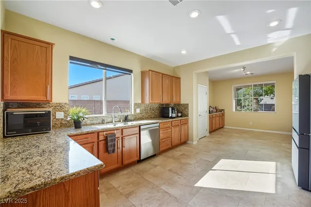 $415,000 | 5661 Fiore Drive, Pahrump, NV 89061