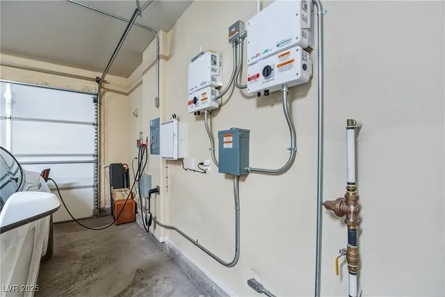 $415,000 | 5661 Fiore Drive, Pahrump, NV 89061