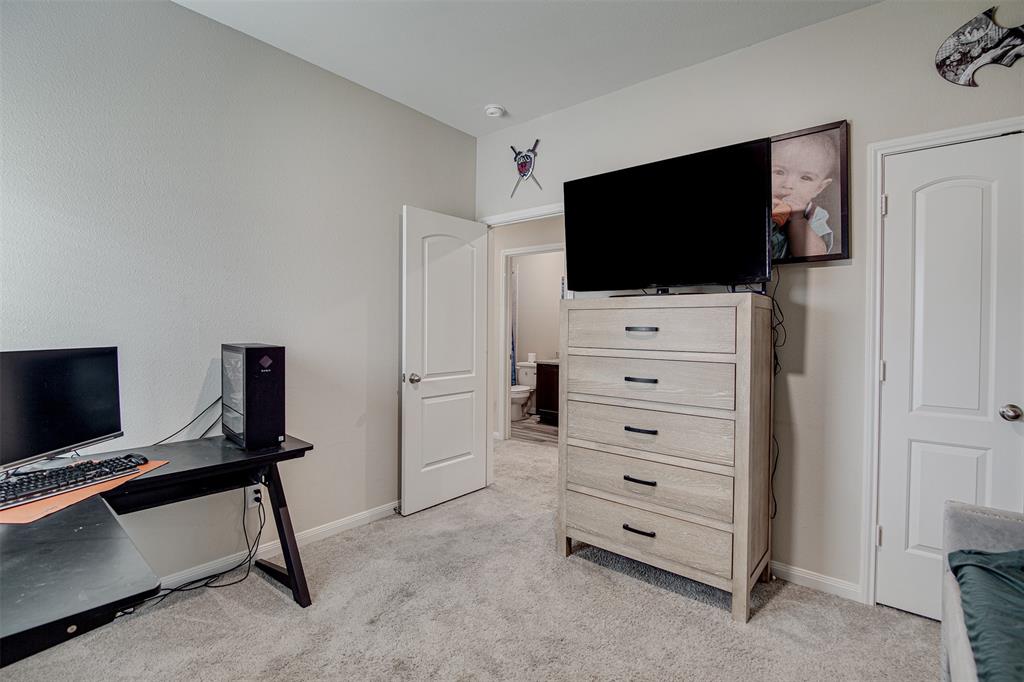 1813 Rialto Lane Crowley, TX 76036 - Photo 21 of 27 a view of a livingroom with furniture