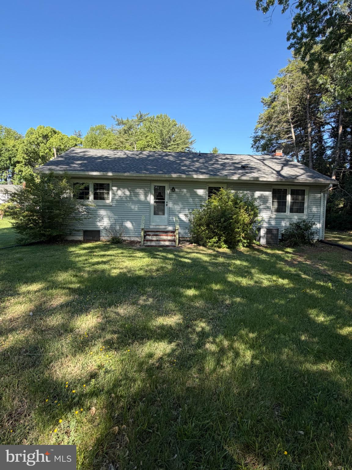 1509 Duvall Road Annapolis, MD 21409 - Photo 7 of 39 a view of a house with a big yard