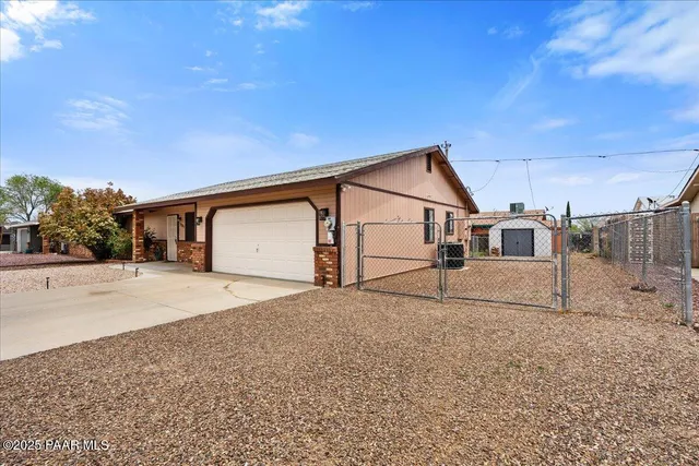 $2,200 | 3795 North Navajo Drive, Prescott Valley, AZ 86314