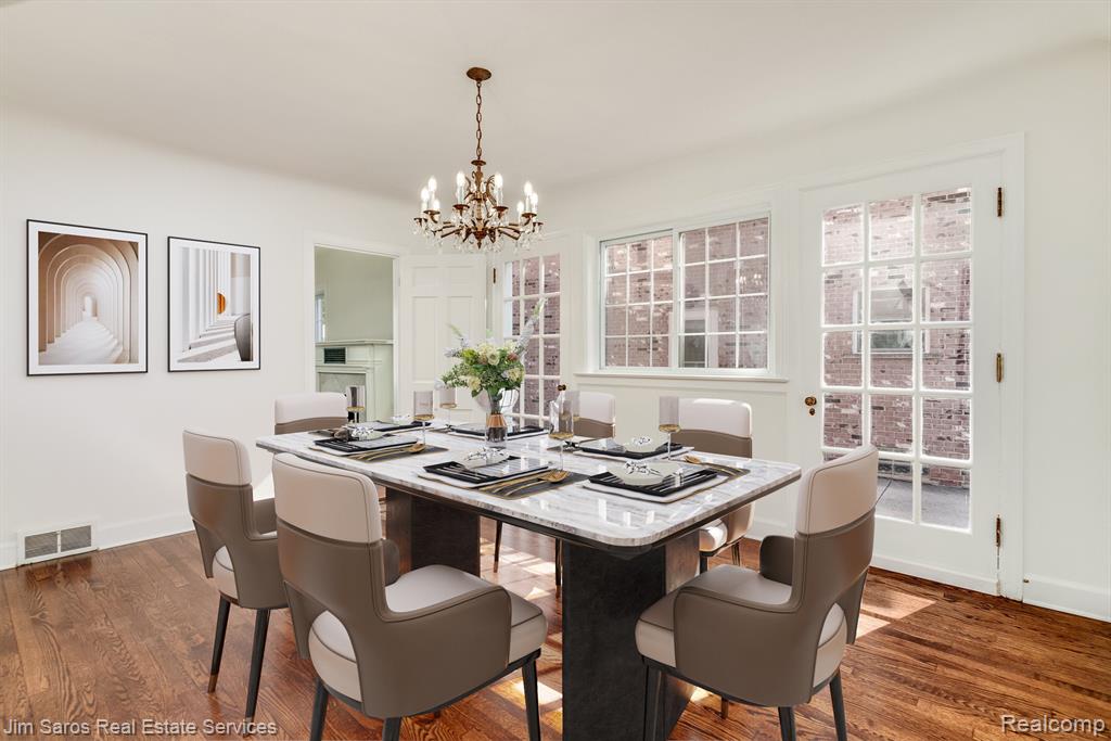 1689 Broadstone Road Grosse Pointe Woods, MI 48236 - Photo 10 of 35