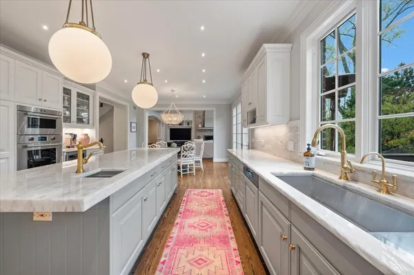 $3,995,000 | 930 Woodland Drive, Glenview, IL 60025