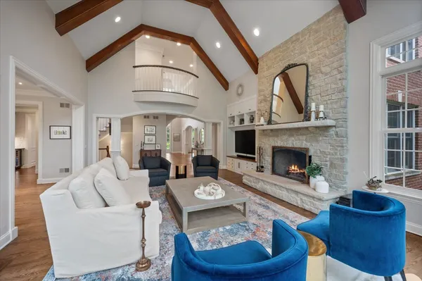 $3,995,000 | 930 Woodland Drive, Glenview, IL 60025