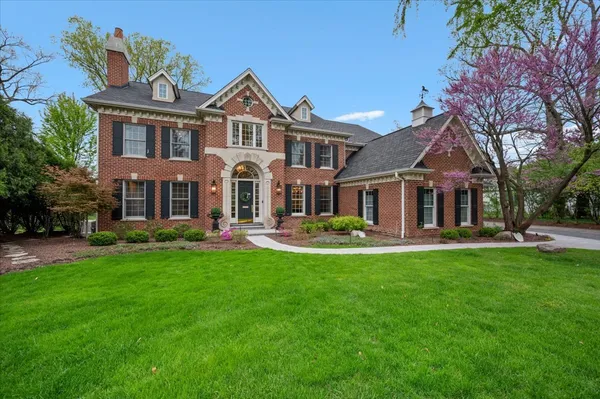 $3,995,000 | 930 Woodland Drive, Glenview, IL 60025