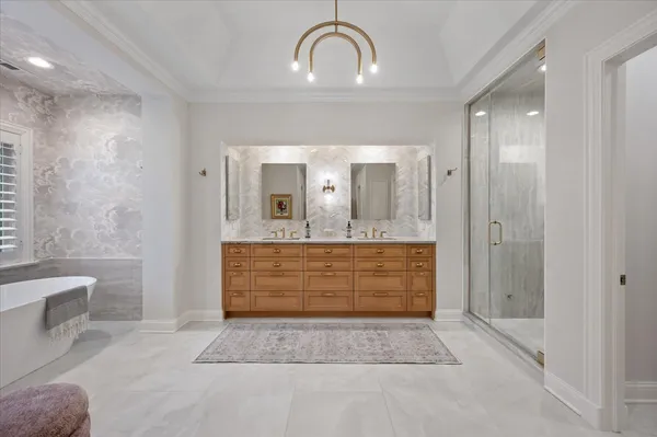 $3,995,000 | 930 Woodland Drive, Glenview, IL 60025
