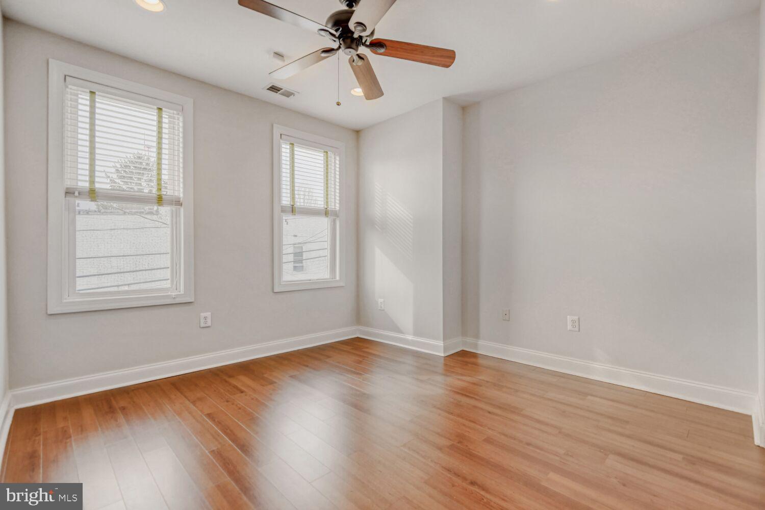 4126 Falls Road Baltimore, MD 21211 - Photo 11 of 31