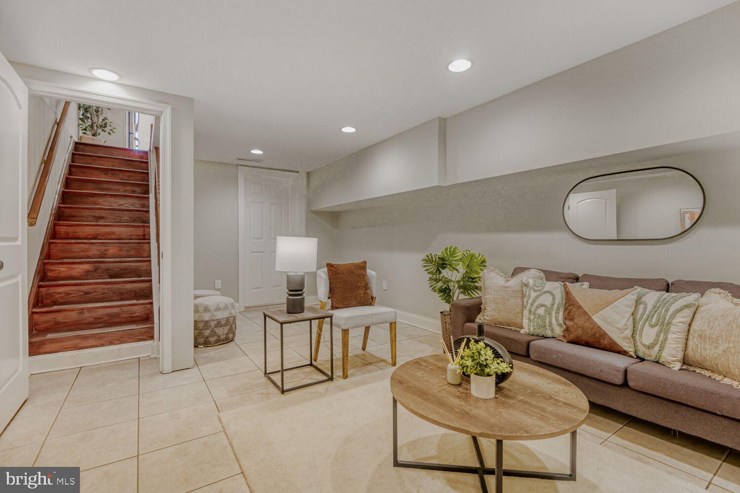 4126 Falls Road Baltimore, MD 21211 - Photo 19 of 31