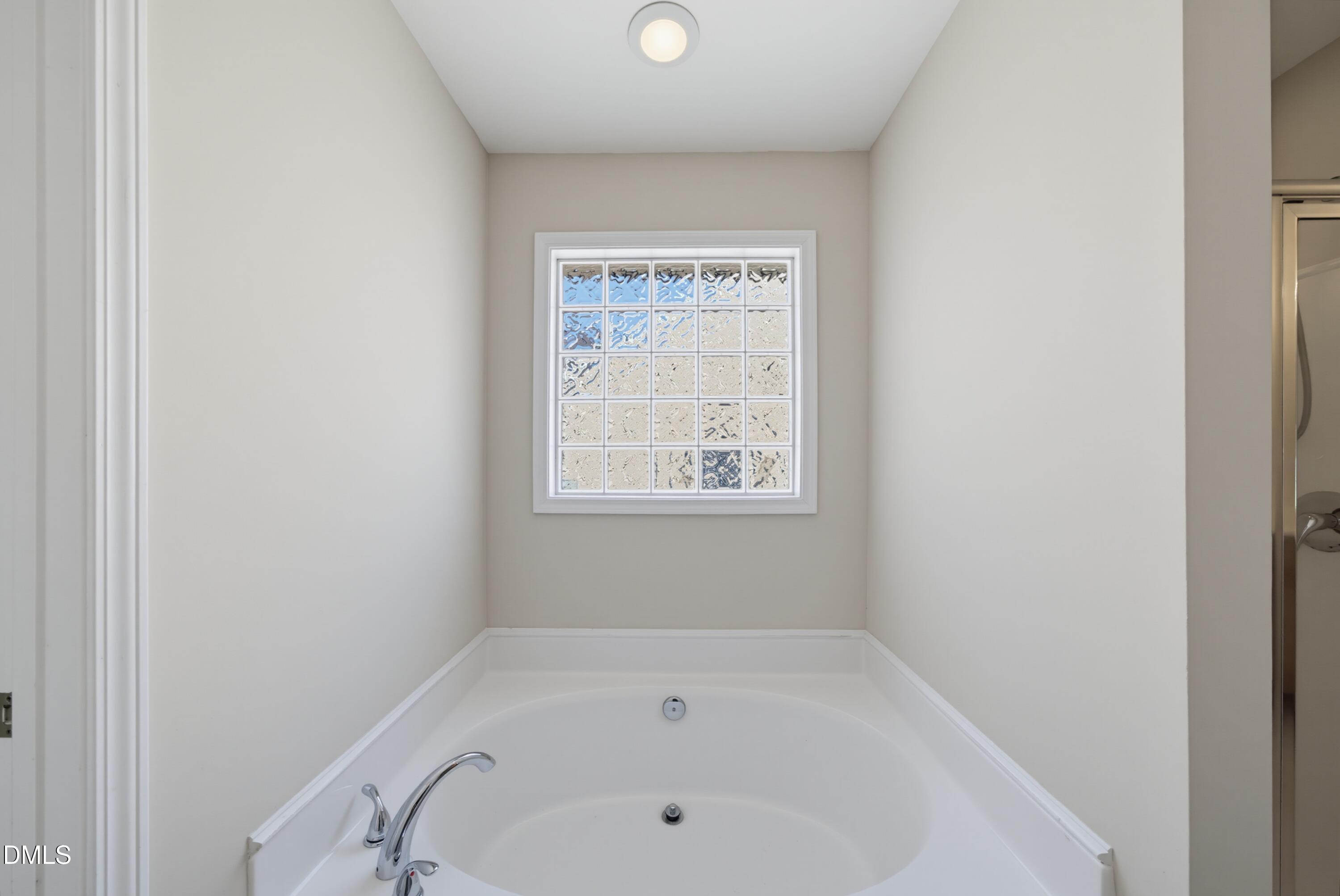 5910 Brambleberry Way Raleigh, NC 27616 - Photo 25 of 34 DSC05802
