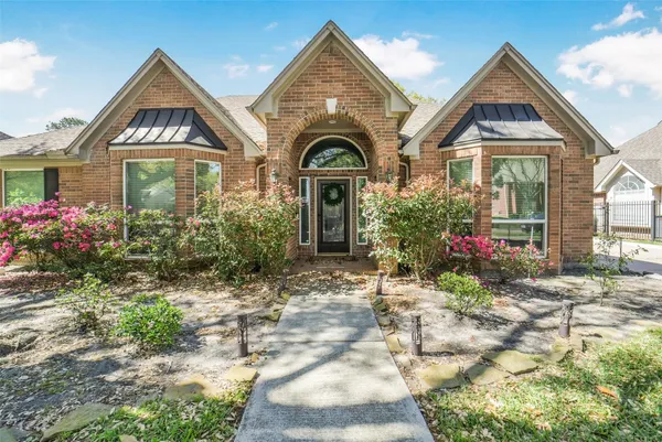 $2,995 | 1122 Wellshire Drive, Katy, TX 77494