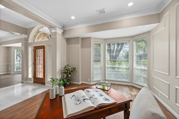 $2,995 | 1122 Wellshire Drive, Katy, TX 77494