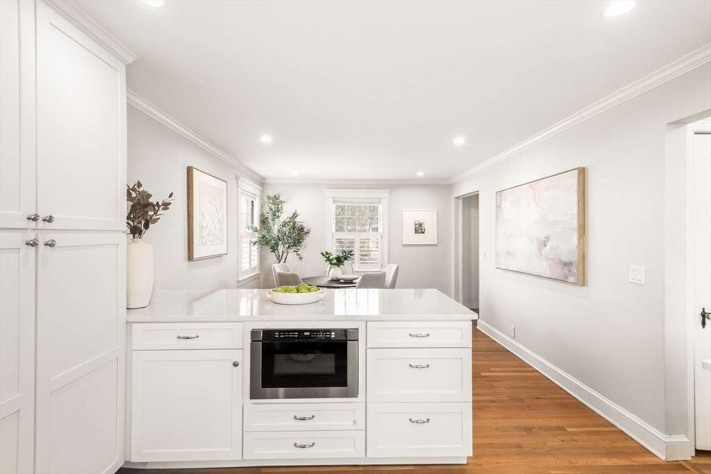 63 Hawthorn Avenue Needham, MA 02492 - Photo 14 of 36