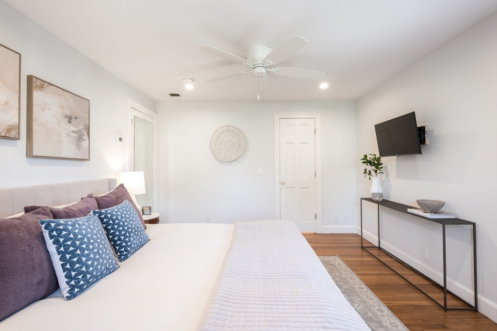 63 Hawthorn Avenue Needham, MA 02492 - Photo 24 of 36