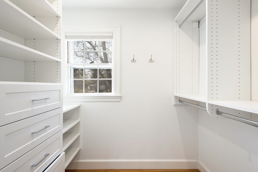 63 Hawthorn Avenue Needham, MA 02492 - Photo 25 of 36