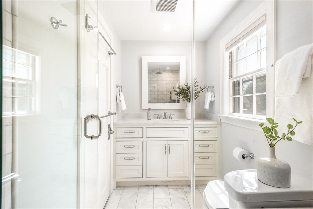 63 Hawthorn Avenue Needham, MA 02492 - Photo 32 of 36