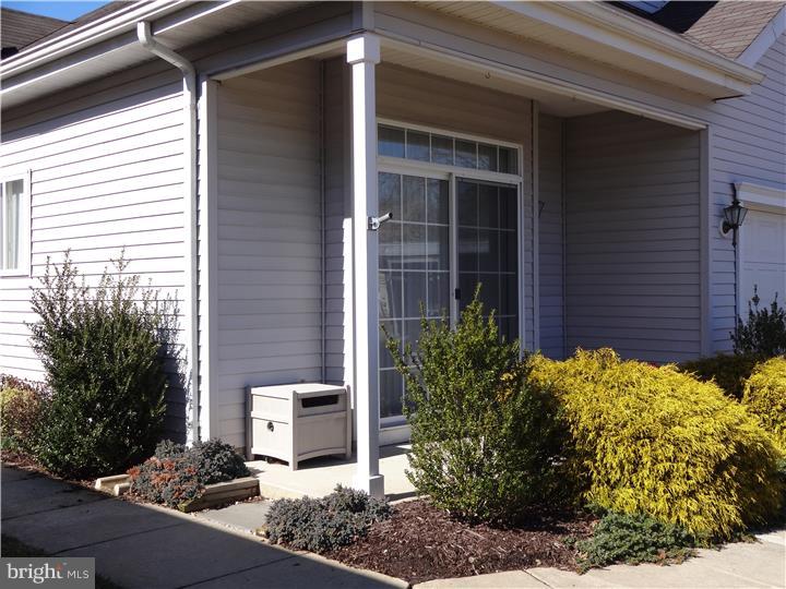 68 Mayfair Road Southampton, NJ 08088 - Photo 3 of 7 Gallery Image 3