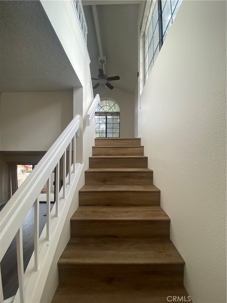17 Rock Cliff Place Phillips Ranch, CA 91766 - Photo 16 of 27 Stairs