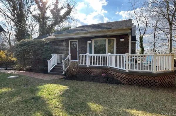 $649,999 | 40 Clubhouse Drive, Rocky Point, NY 11778