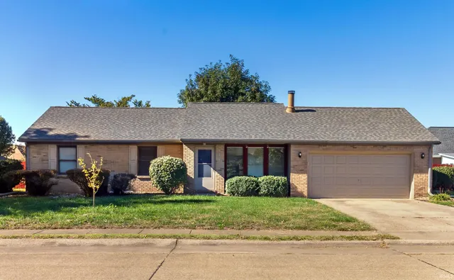 $225,000 | 6077 River Bluff Drive, Newburgh, IN 47630