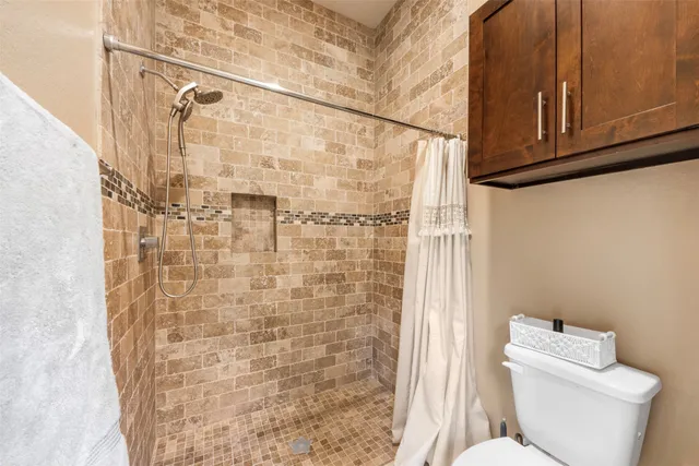 $960,000 | 26214 Crown Court, Montgomery, TX 77316