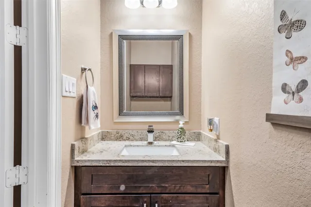 $960,000 | 26214 Crown Court, Montgomery, TX 77316