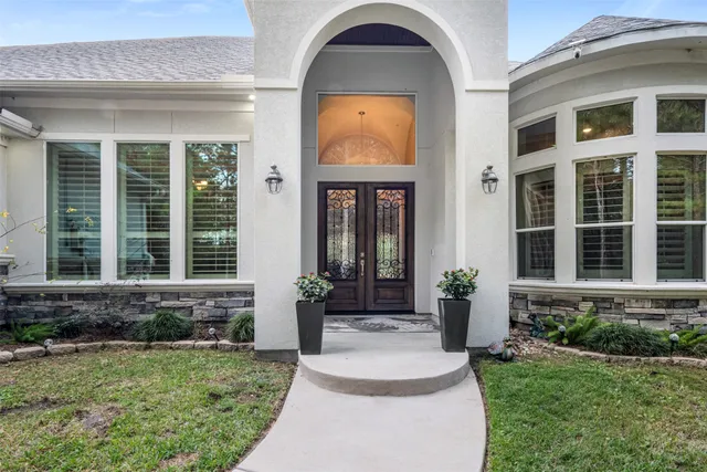 $960,000 | 26214 Crown Court, Montgomery, TX 77316