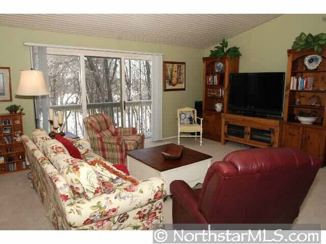 16720 North Manor Road Eden Prairie, MN 55346 - Photo 2 of 10