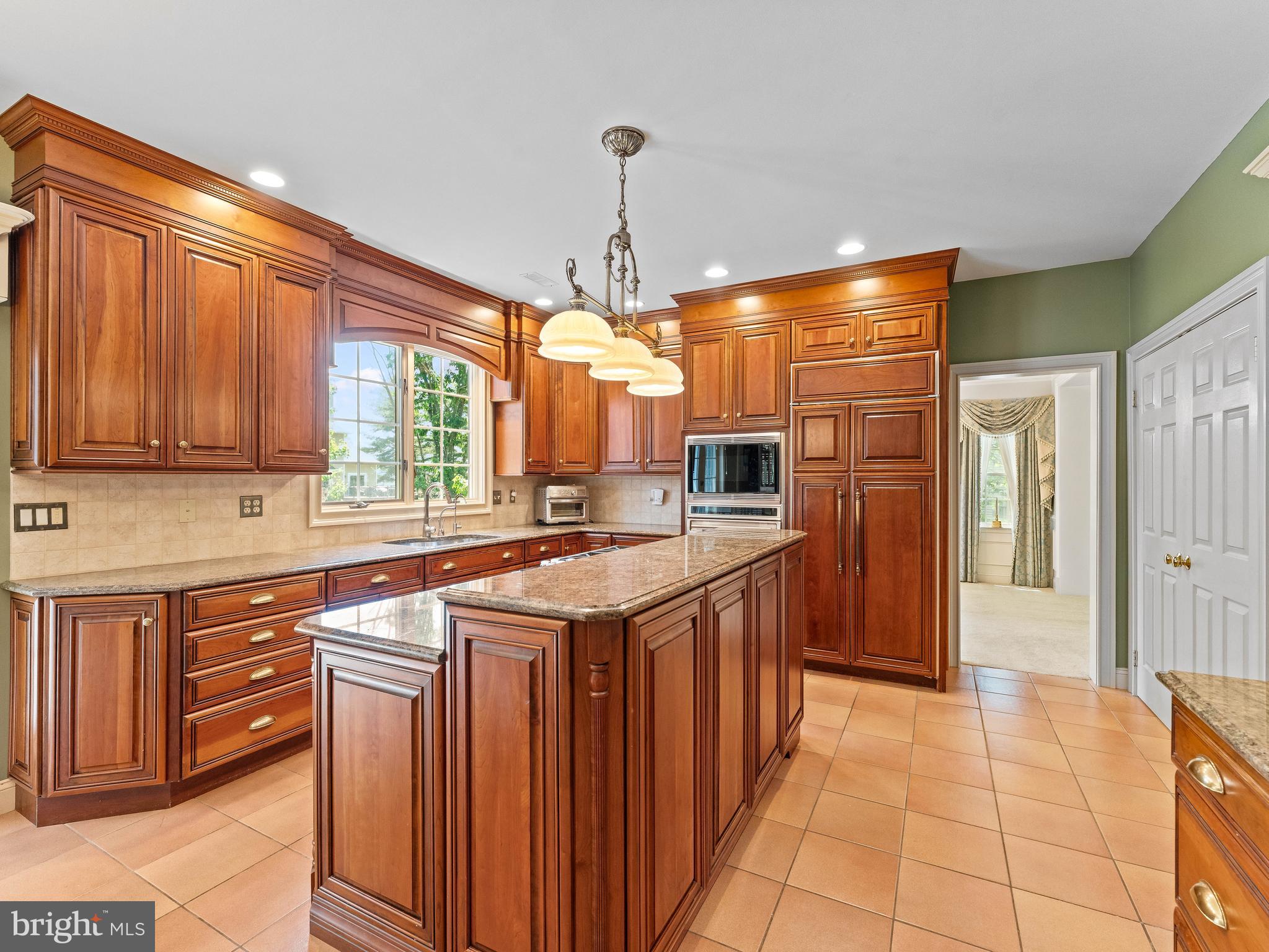 1424 Ridgewood Lane Newtown, PA 18940 - Photo 15 of 58